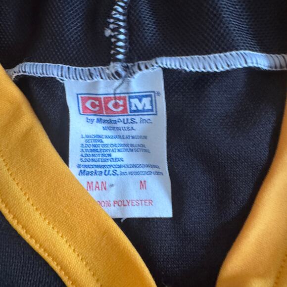 Vintage 80-90s CCM NHL Pittsburgh Penguins 1st Gen Skating Penguin Jersey Mens M - Picture 3 of 7